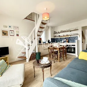 https://lovely-t3-duplex-hyper-cocooning.inbrittany.com