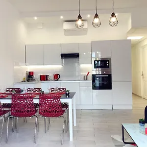 https://appartement-stella-95-m2-climatis-parking-proche-sanctuaires.midi-pyreneeshotels.com